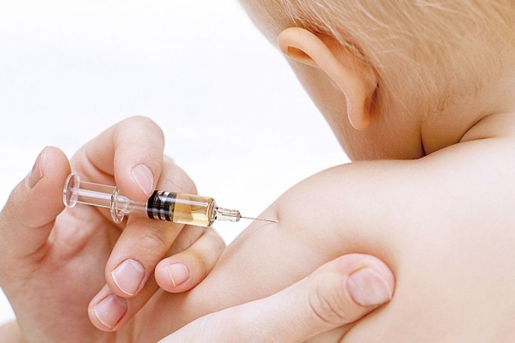 Comienzan a vacunar contra la gripe en hospitales y centros de salud Comienzan a vacunar contra la gripe en hospitales y centros de salud