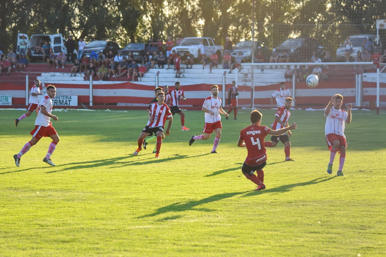 Costa Brava empató con Atlético Macachín por el Regional Federal