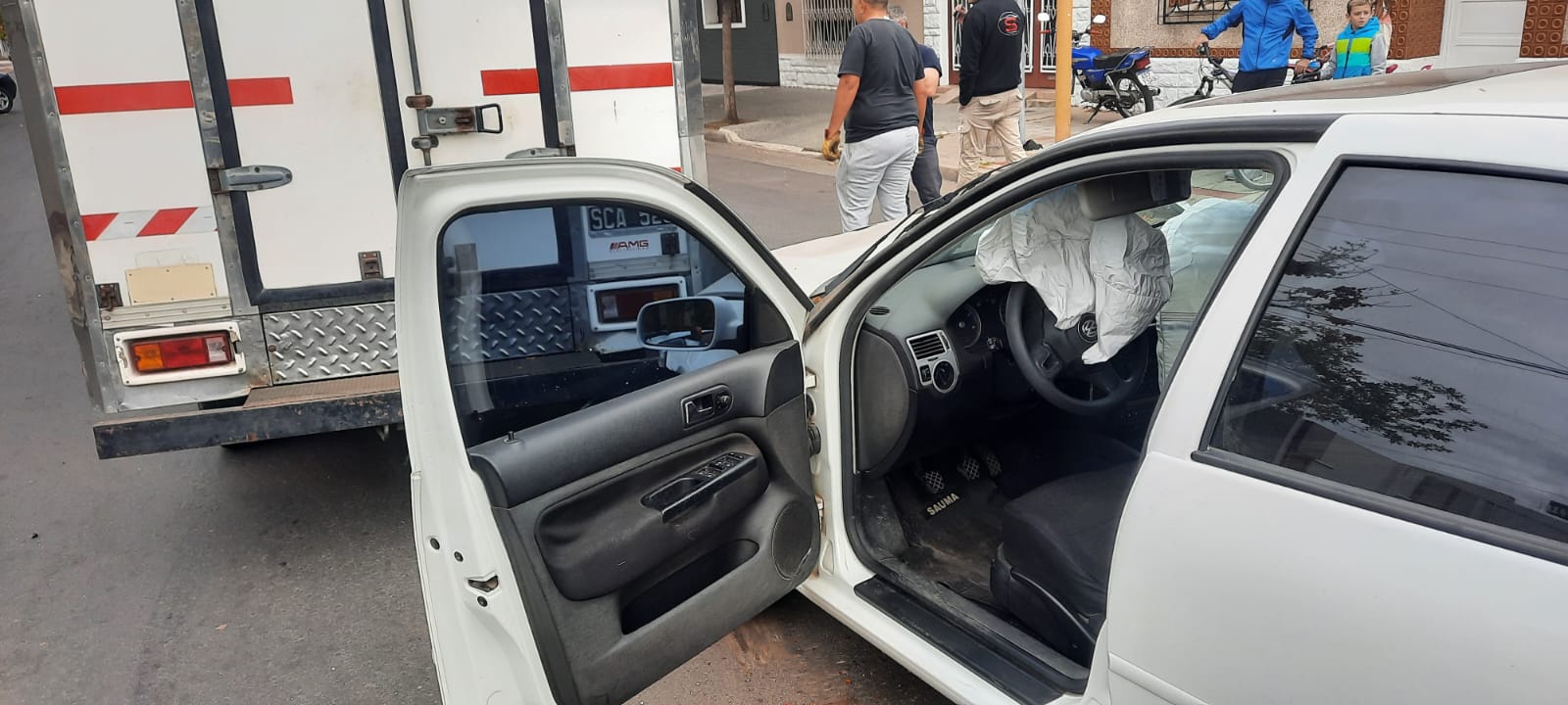 Automovilista Chocó Contra Un Camión Desde Atrás – Infopico.com