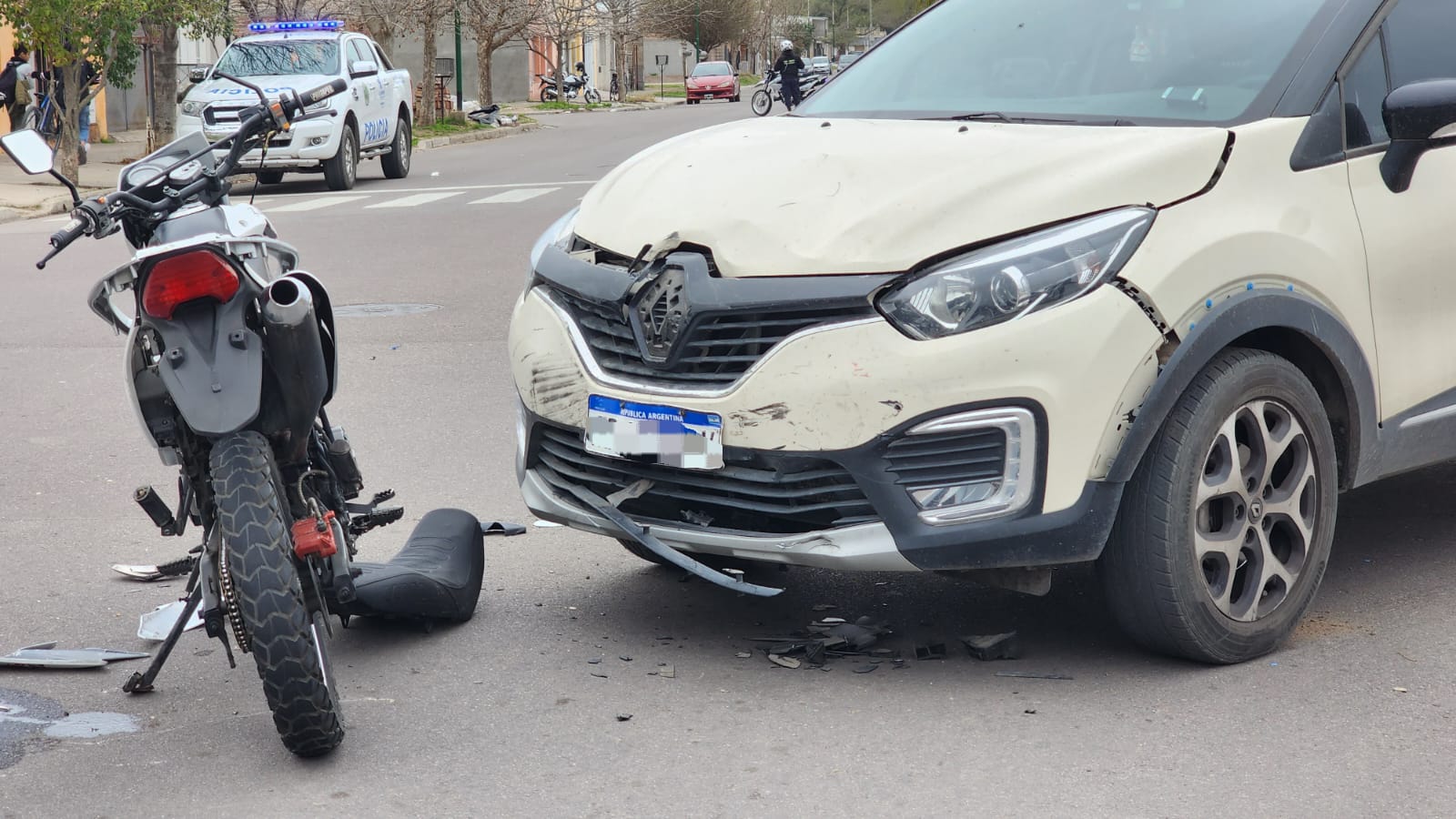 Choque En Calle 409 Y 442 Un Hombre Hospitalizado Tras Colisión Entre