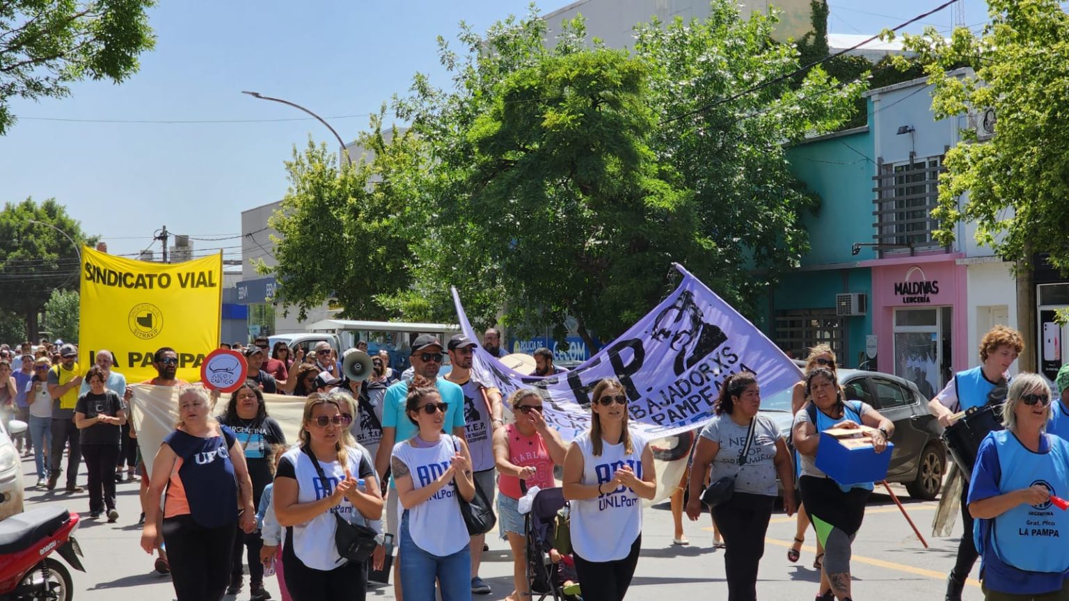 Movilizaci N De La Multisectorial En General Pico En Rechazo A Las